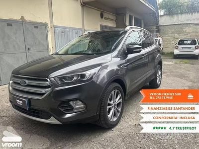 Usata Ford Kuga S 120 CV (88 kW) 2019 Gray SUV