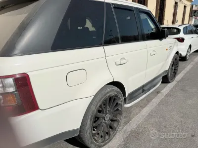 Usata Land Rover Range Rover Sport 272 CV (200 kW) 2008 Bianco SUV