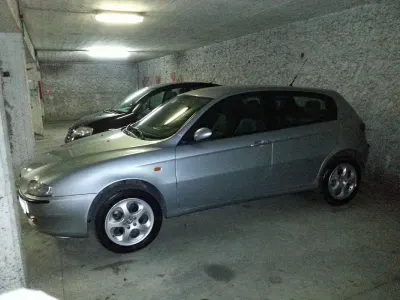 Usata Alfa Romeo 2000 Progression 116 CV (85 kW) 2004 Grigio Berlina