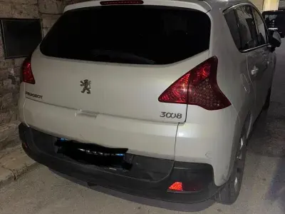 Usata Peugeot 3008 112 CV (82 kW) 2010 Bianco Station wagon