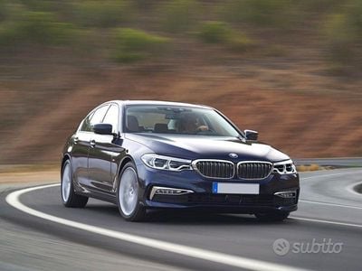 Usata BMW 530 Luxury Line 248 CV (182 kW) 2019 Blu Berlina