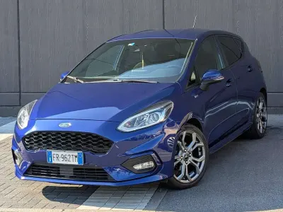 Usata Ford Fiesta ST-Line 101 CV (74 kW) 2018 Blu/azzurro Utilitaria