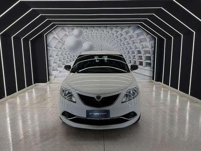 Usata Lancia Ypsilon S 95 CV (69 kW) 2016 Bianco Utilitaria
