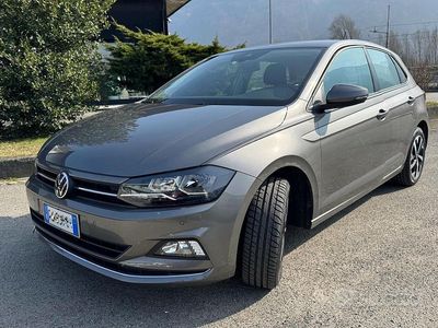 Usata VW Polo 95 CV (69 kW) 2021 Grigio Utilitaria