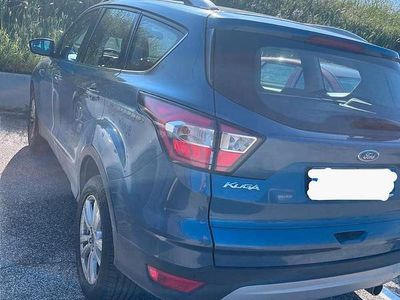 Usata Ford Kuga 120 CV (88 kW) 2019 Blu SUV