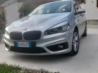 Usata BMW 218 Active Tourer 150 CV (110 kW) 2015 Grigio Monovolume