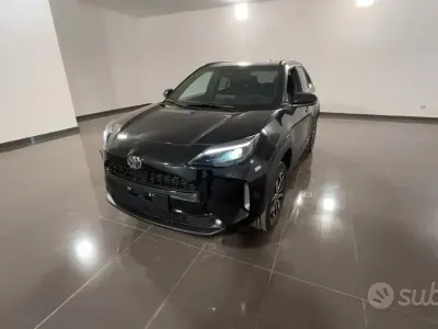 Nuova Toyota Yaris Cross Trend 92 CV (67 kW) 2026 Nero SUV