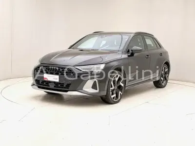 Usata Audi A3 S-Line 150 CV (110 kW) 2024 Bianco Berlina