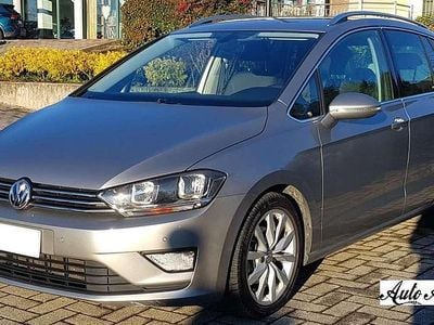 Usata VW Golf Sportsvan Highline 125 CV (91 kW) 2017 Grigio Monovolume