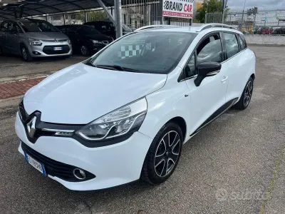Usata Renault Clio GrandTour 90 CV (66 kW) 2015 Bianco Station wagon