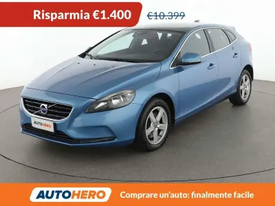 Usata Volvo V40 Momentum 150 CV (110 kW) 2016 Blu Station wagon