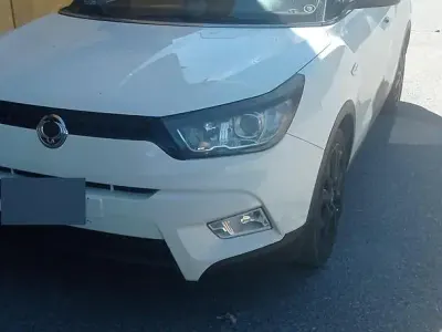 Usata SsangYong Tivoli 128 CV (94 kW) 2015 Bianco SUV