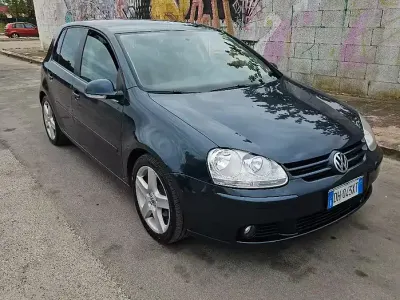 Usado VW Golf V 105 CV (77 kW) 2007 Berlina