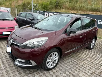 Usata Renault Scénic III Bose Edition 131 CV (96 kW) 2012 Viola Monovolume
