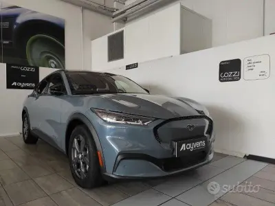 Usata Ford Mustang Mach-E Standard Range 100 kW (136 CV) 2023 Blu/azzurro SUV