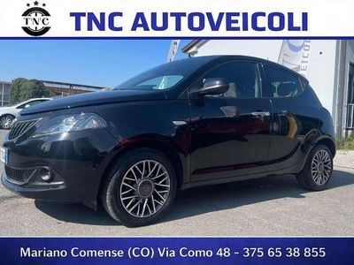 Usata Lancia Ypsilon Gold 69 CV (50 kW) 2023 Nero Utilitaria