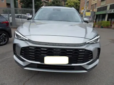 Usata MG ZS Comfort 101 CV (74 kW) 2025 Grigio SUV