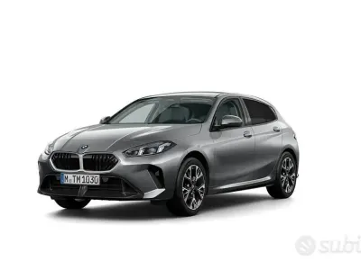Nuova BMW 118 M Sport 150 CV (110 kW) 2026 Skyscraper grey metallic Utilitaria
