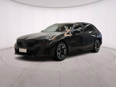Usata BMW 520 M Sport 197 CV (144 kW) 2024 Grigio Station wagon