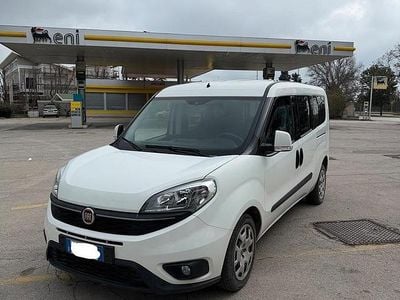 Usata Fiat Doblò 163 CV (119 kW) 2018 Bianco Monovolume