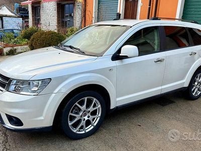 Usata Fiat Freemont Lounge 170 CV (125 kW) 2013 Bianco SUV