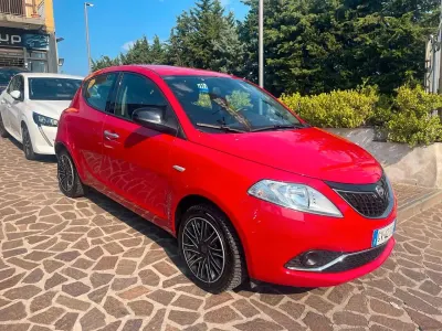 Usata Lancia Ypsilon