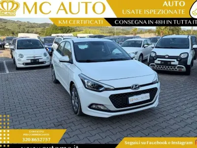 Usata Hyundai i20 Comfort 84 CV (61 kW) 2017 Bianco Berlina
