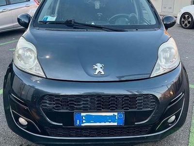 Usata Peugeot 107 Allure 68 CV (50 kW) 2012 Utilitaria