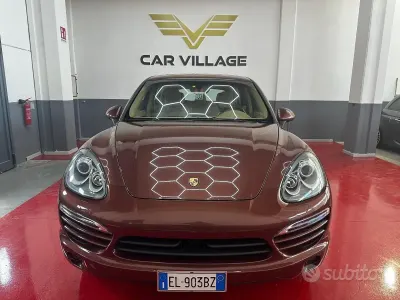Usata Porsche Cayenne 245 CV (180 kW) 2011 Marrone SUV