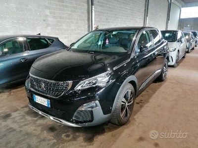 Usata Peugeot 3008 Allure 130 CV (95 kW) 2020 Nero SUV