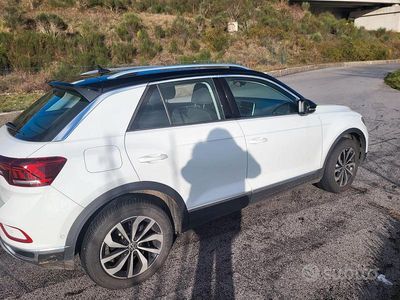 Begagnad VW T-Roc 116 HK (85 kW) 2023 Vit SUV