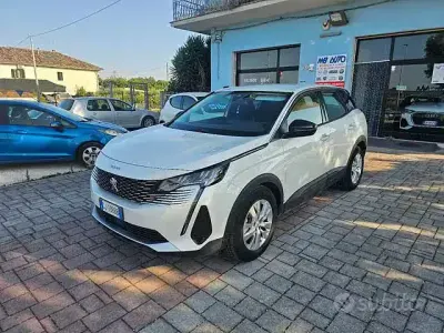 Usata Peugeot 3008 Active 131 CV (96 kW) 2022 Bianco SUV