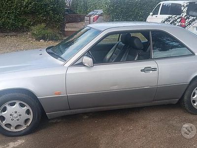 Usata Mercedes C200 Classic 136 CV (100 kW) 1995 Argento Berlina