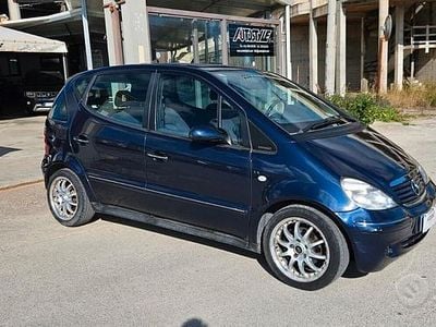 Usata Mercedes A170 Elegance 95 CV (69 kW) 2001 Blu Berlina
