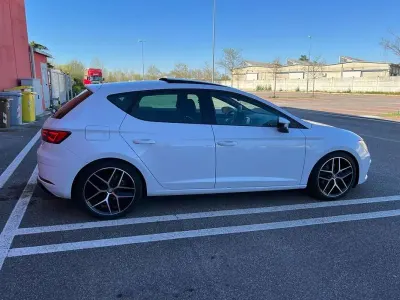 Usata Seat Leon FR 131 CV (96 kW) 2019 Bianco Berlina