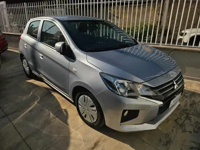 Usata Mitsubishi Space Star 71 CV (52 kW) 2021 Argento Utilitaria