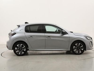 Usata Peugeot 208 Allure 101 CV (74 kW) 2025 Utilitaria