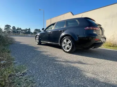 Usata Alfa Romeo 159 170 CV (125 kW) 2011 Nero Station wagon