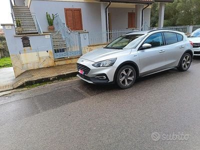 Usata Ford Focus Active 120 CV (88 kW) 2022 Grigio Berlina