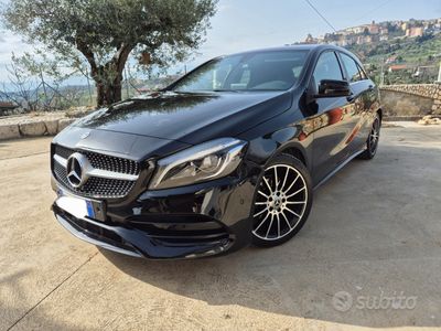Usata Mercedes A180 Premium 109 CV (80 kW) 2017 Nero Utilitaria