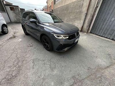 Usata VW Tiguan R-line 150 CV (110 kW) 2021 Grigio SUV
