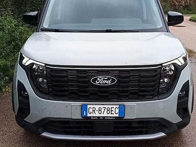 Usata Ford Courier Active 2024 Grigio Monovolume