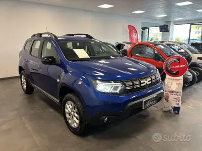 Usata Dacia Duster Comfort 101 CV (74 kW) 2023 Blu SUV
