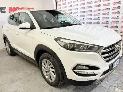 Usata Hyundai Tucson Comfort 116 CV (85 kW) 2016 Bianco SUV