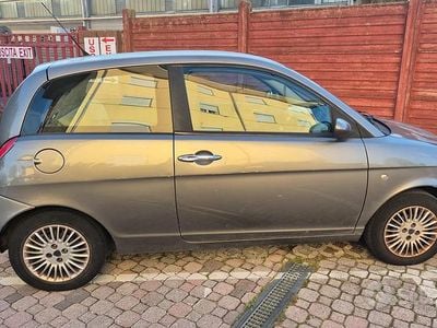 Usata Lancia Ypsilon 2004 Utilitaria