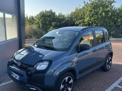 Usata Fiat Panda Cross Cross 69 CV (50 kW) 2021 Utilitaria