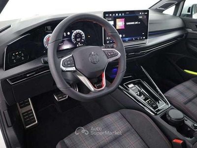 Nuova VW Golf GTI 265 CV (194 kW) 2025 Pure white  tetto black Coupé