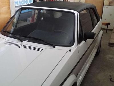 Usata VW Golf Cabriolet 50 CV (36 kW) 1982 Bianco Cabrio