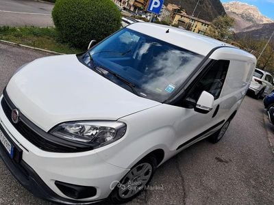 Usata Fiat Doblò 105 CV (77 kW) 2018 Bianco Monovolume