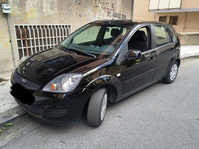Usata Ford Fiesta 68 CV (50 kW) 2008 Nero Utilitaria
